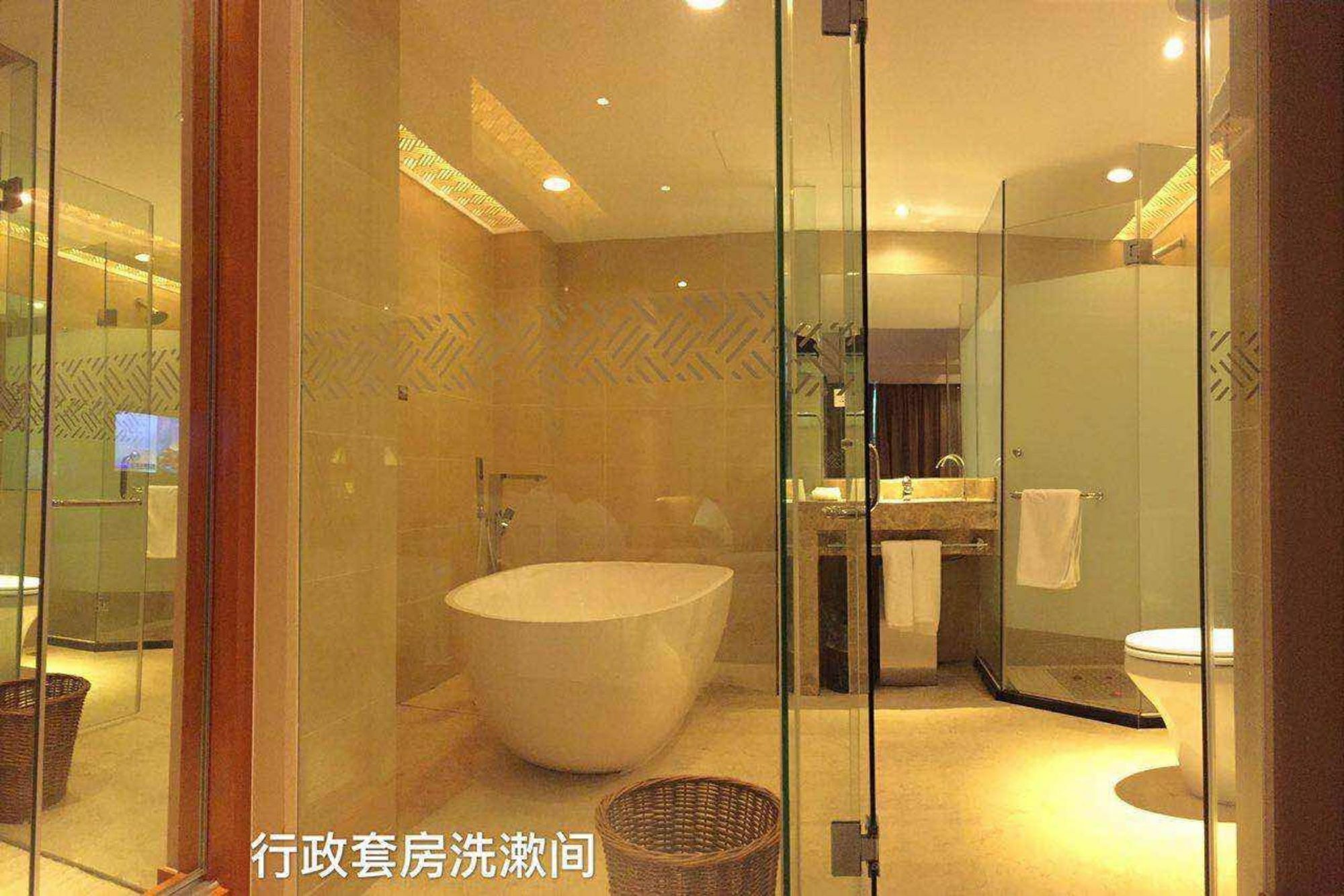 Oriental Hotel Tong Xiang Jiaxing Eksteriør billede